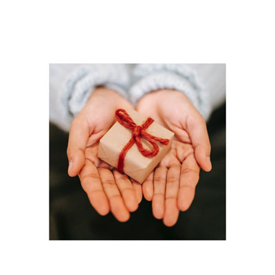 Des paquets-cadeaux pour la bonne cause